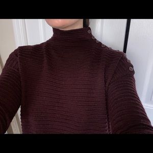 Turtle neck button sweater